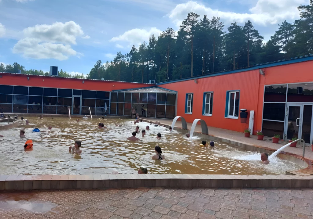 Горячий источник Акварель в Туринске